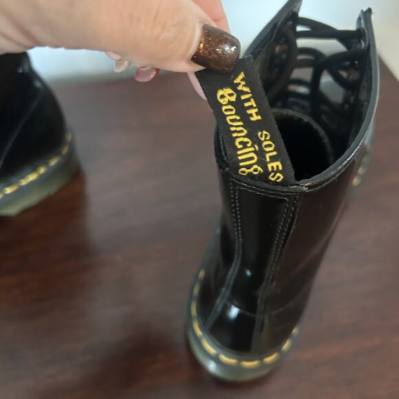 Dr Martens 1460W Patent Leather Lace Up Combat Boots Women's Size 9 US - Picture 8 of 12